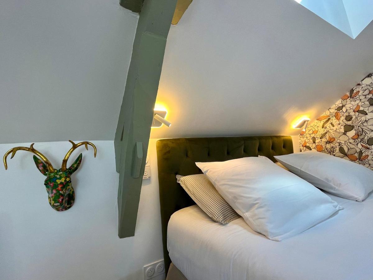 Cave Auger La Maison D'Hotes Restigné Esterno foto